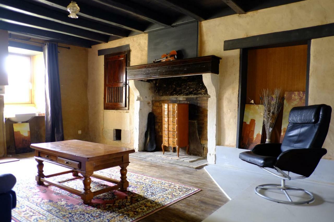 Chambres Des Forges Cellefrouin Εξωτερικό φωτογραφία